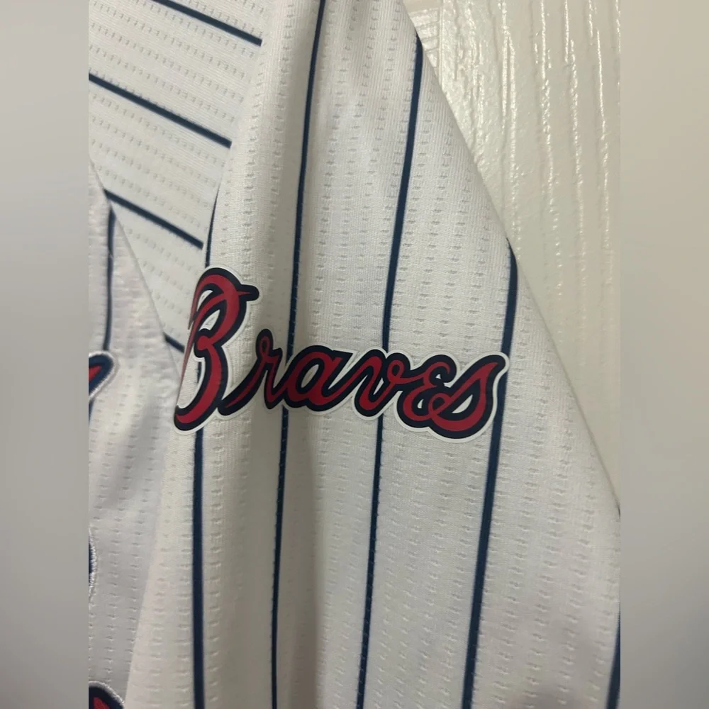 Dynasty Genuine MLB Merchandise  Unisex Size M Atlanta Braves Pinstripe Jersey - Picture 4 of 5